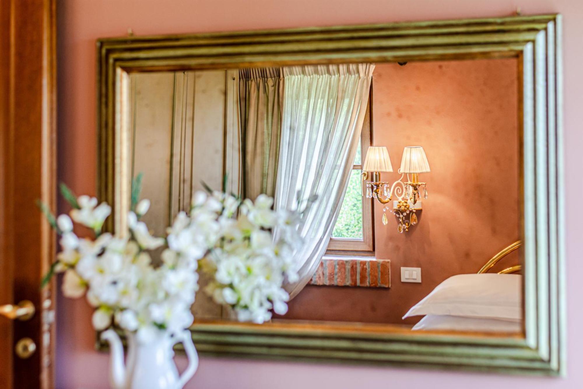 Chateau La Siroque มอนเตคาตีนี วัล ดิ เชชินา ภายนอก รูปภาพ