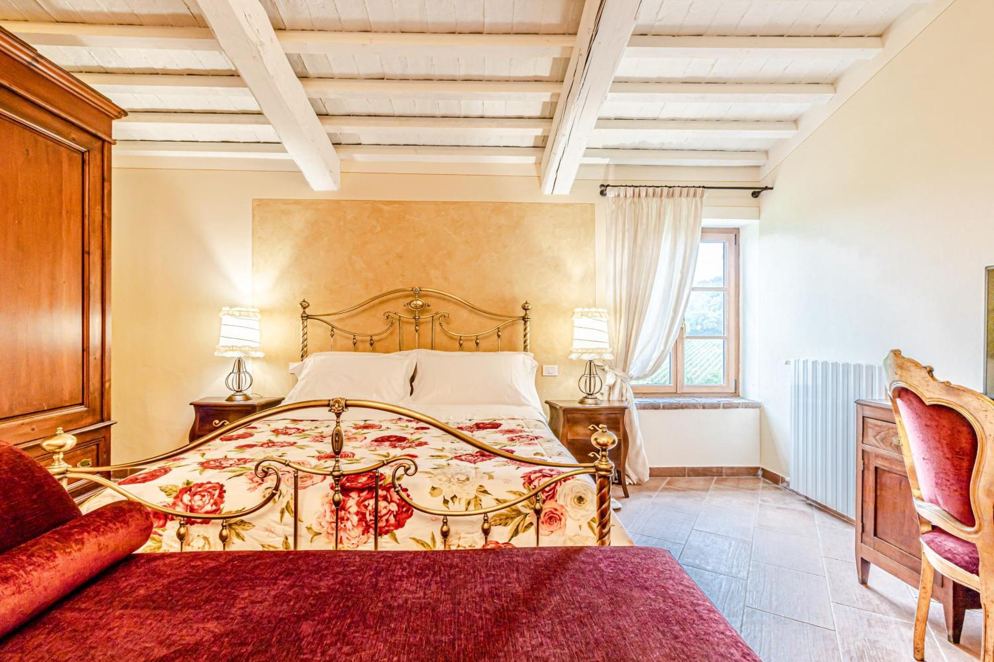 Chateau La Siroque มอนเตคาตีนี วัล ดิ เชชินา ภายนอก รูปภาพ